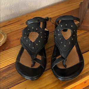 Born Black Women's Studded T-Strap Sandals